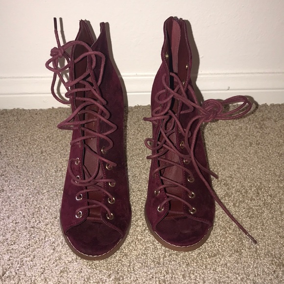 Forever 21 Shoes - Maroon lace up heels!